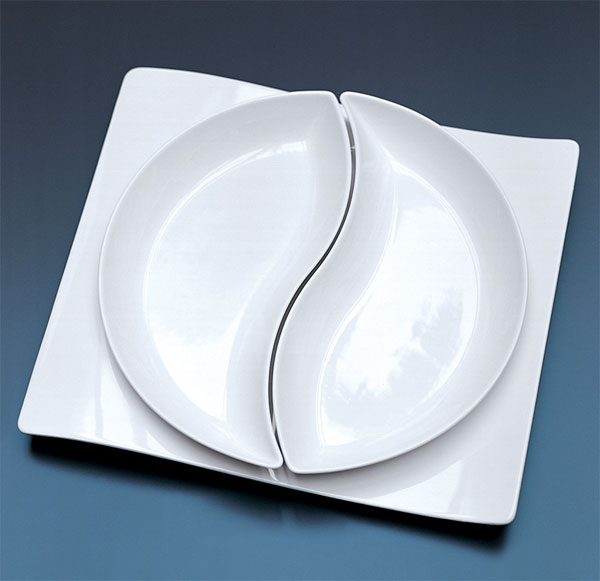 Make a statement at your next dinner party with the New Wave Rectangular Move Plate ($40.50) and New Wave Move Teardrop Plates ($26.25 each).  