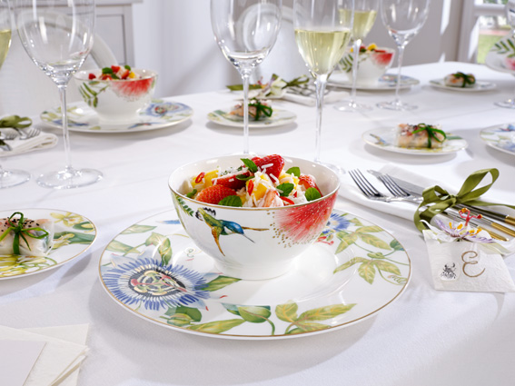 What is the Difference between Fine China and Bone China?